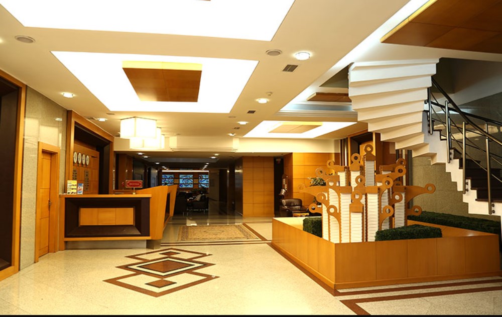 Otel Lobi